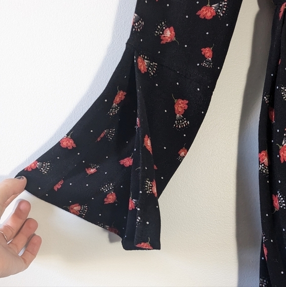 Free People Tegan Mini Dress Black Poppy Floral Keyhole Choker Bell Long Sleeve - Picture 9 of 13